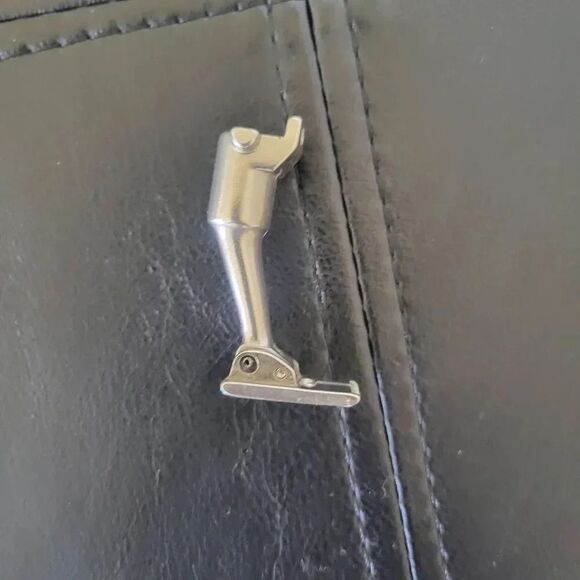 Bernina 028 Pintuck 7 Grooves Old Style Presser Sewing Machine Foot - Picture 2 of 8